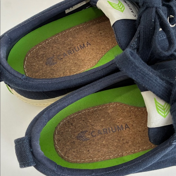 Cariuma Navy Canvas Sneakers Women’s 9.5/Mens 8 Cream Soles Sustainable Unisex - Picture 4 of 9